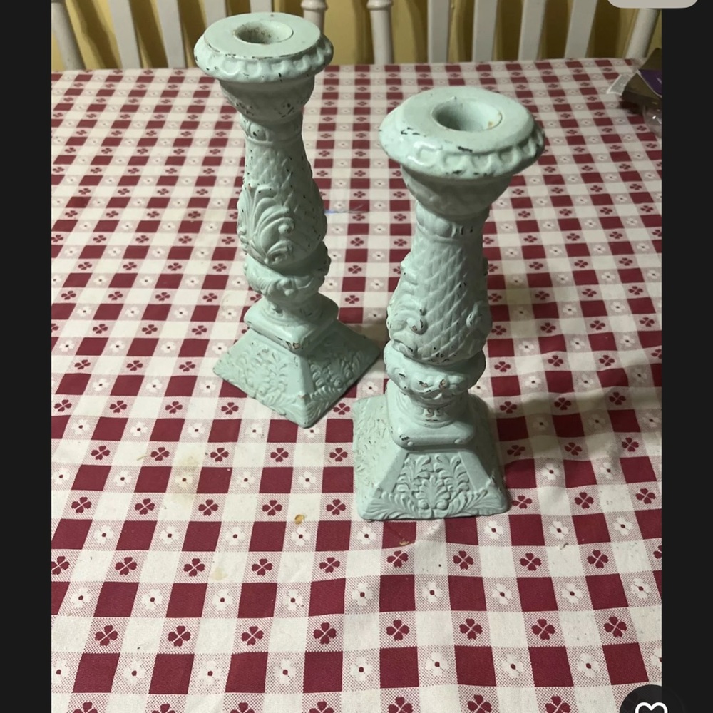 (Sale $10) 2 pc Elegant aqua Green Candle Holders